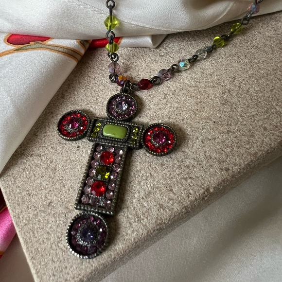 🔥🔥🔥 SALE🔥🔥 Styled like Ayala Bar-Lovely Cross Necklace with Faux Gemstones - Picture 4 of 11